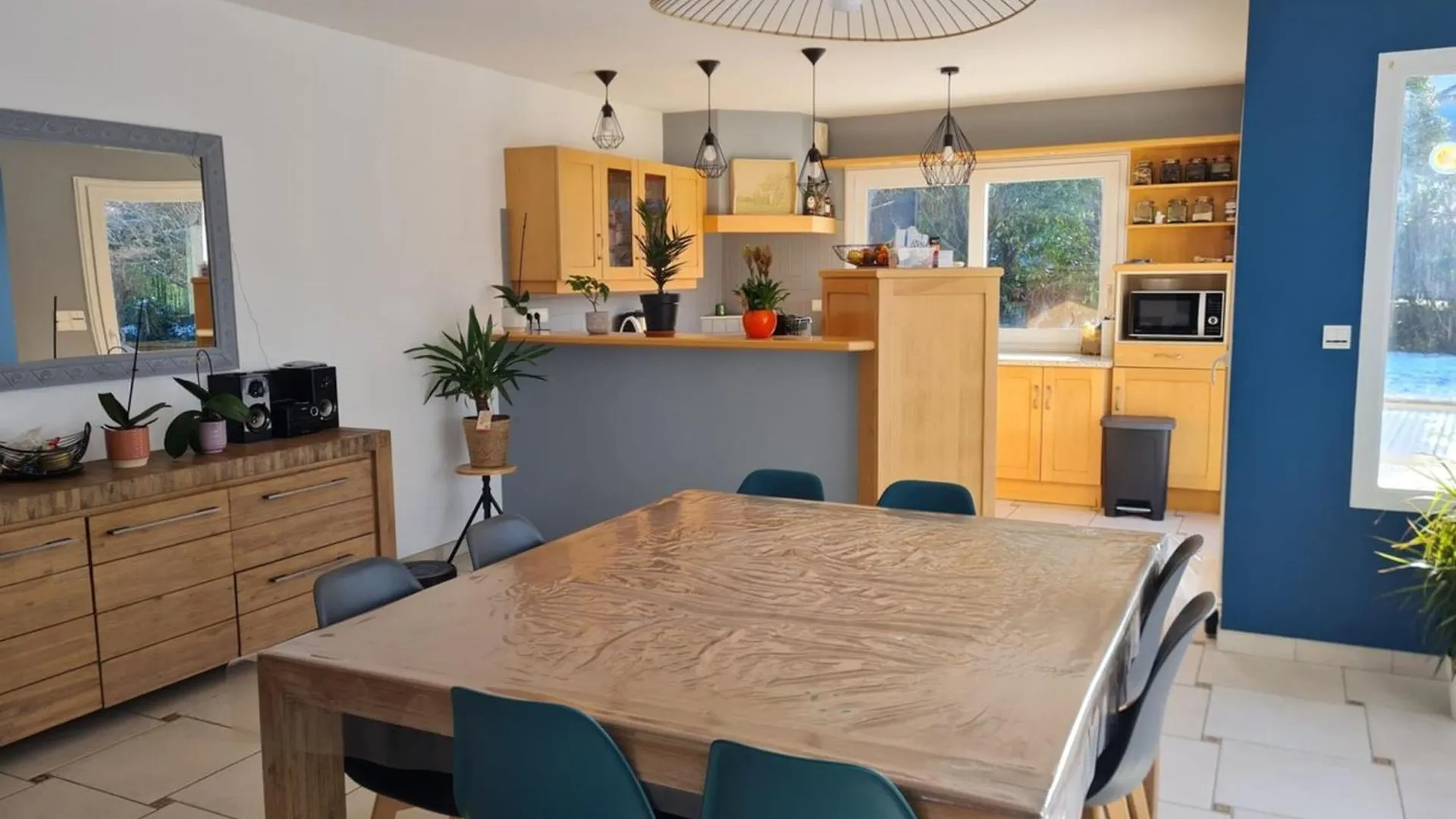 Holiday home Maison Familiale Avec Piscine Aix-les-Bains