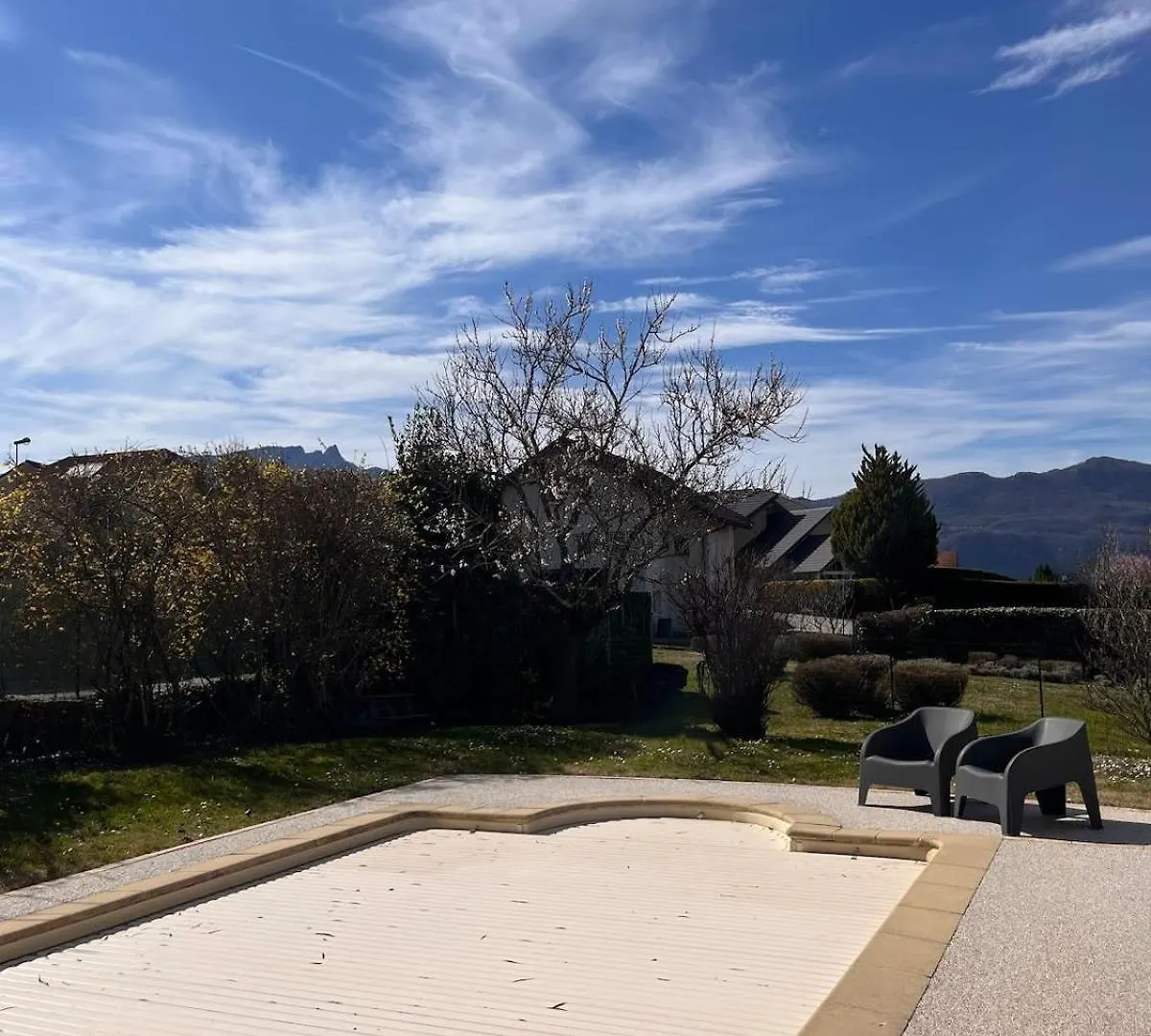 Maison Familiale Avec Piscine Aix-les-Bains Holiday home