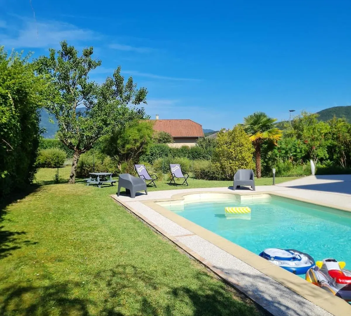 Maison Familiale Avec Piscine Aix-les-Bains